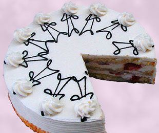 Strawberry Grand Marnier Cake